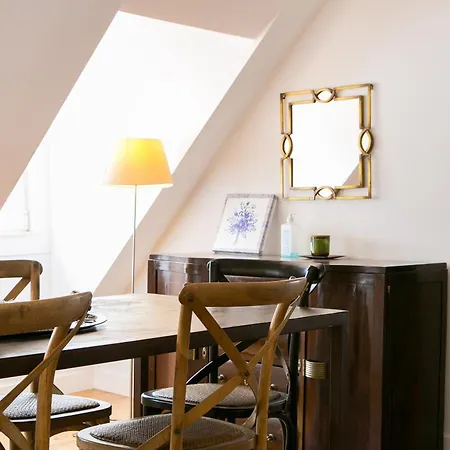 Loft Bairro Alto Лиссабон