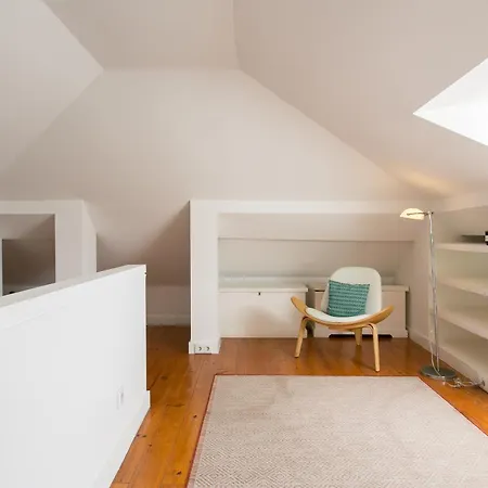 Loft Bairro Alto 아파트 리스본