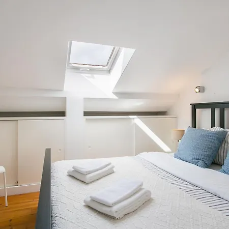 Loft Bairro Alto * Lisbona